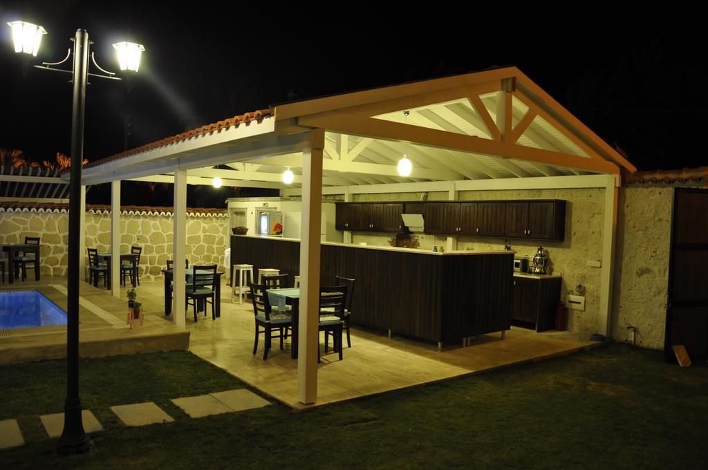 Bellapietra Hotel Алачати Экстерьер фото