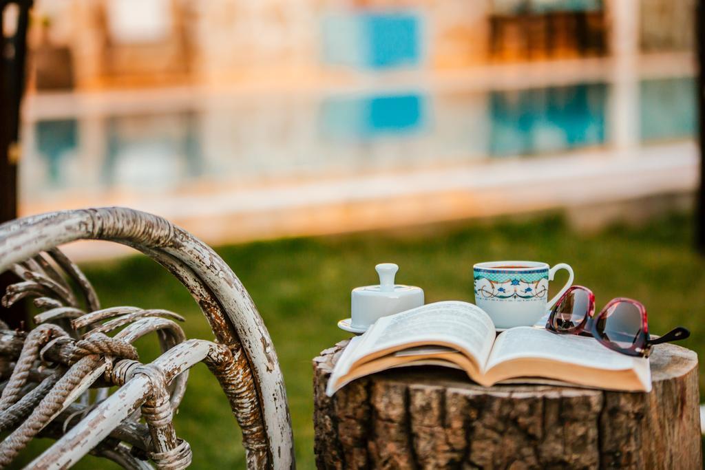 Bellapietra Hotel Алачати Экстерьер фото