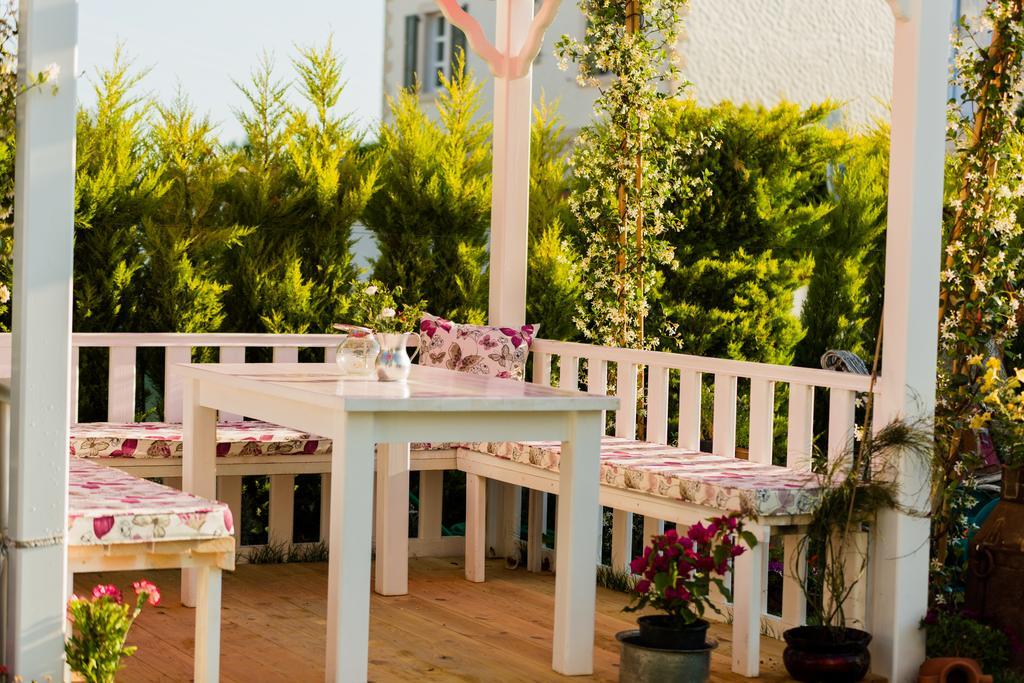 Bellapietra Hotel Алачати Экстерьер фото