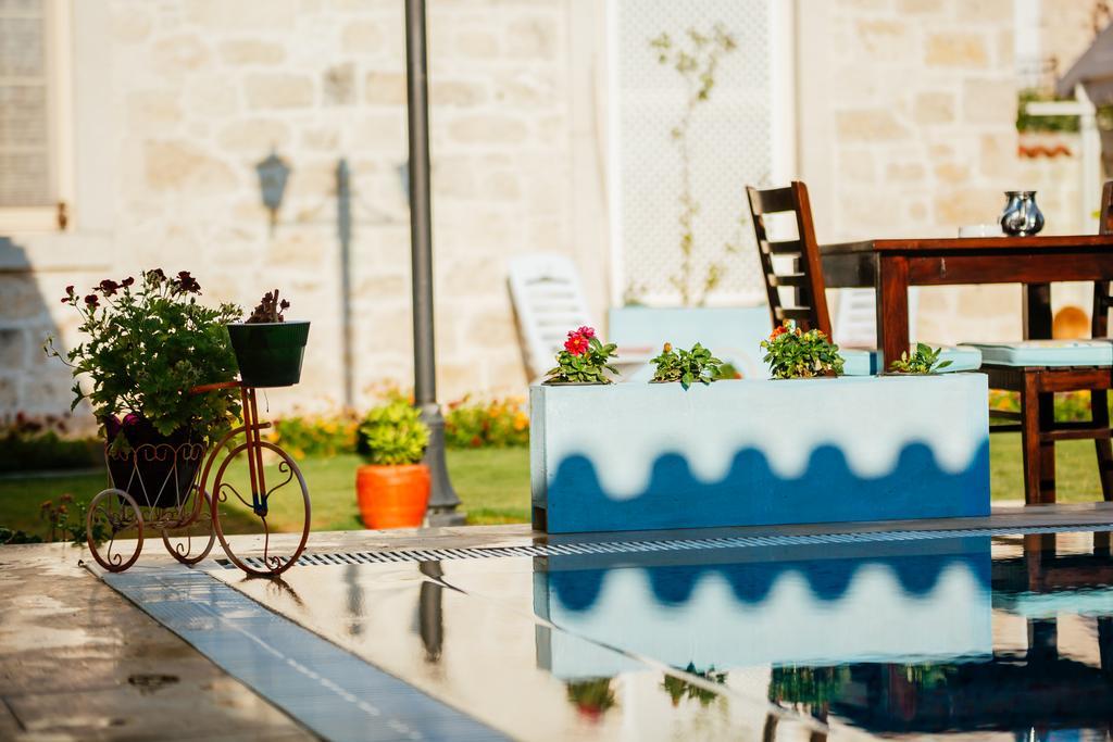 Bellapietra Hotel Алачати Экстерьер фото