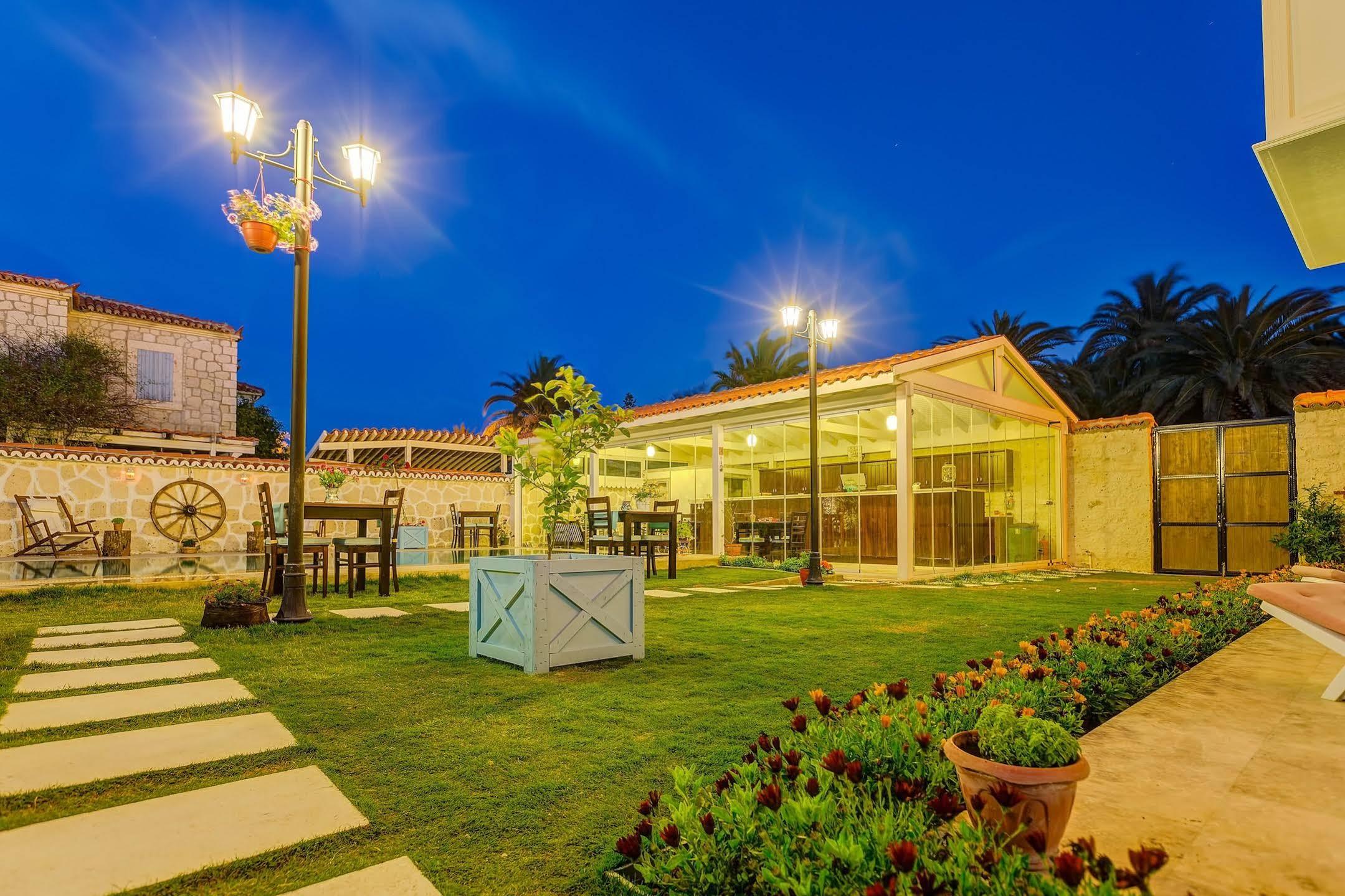 Bellapietra Hotel Алачати Экстерьер фото