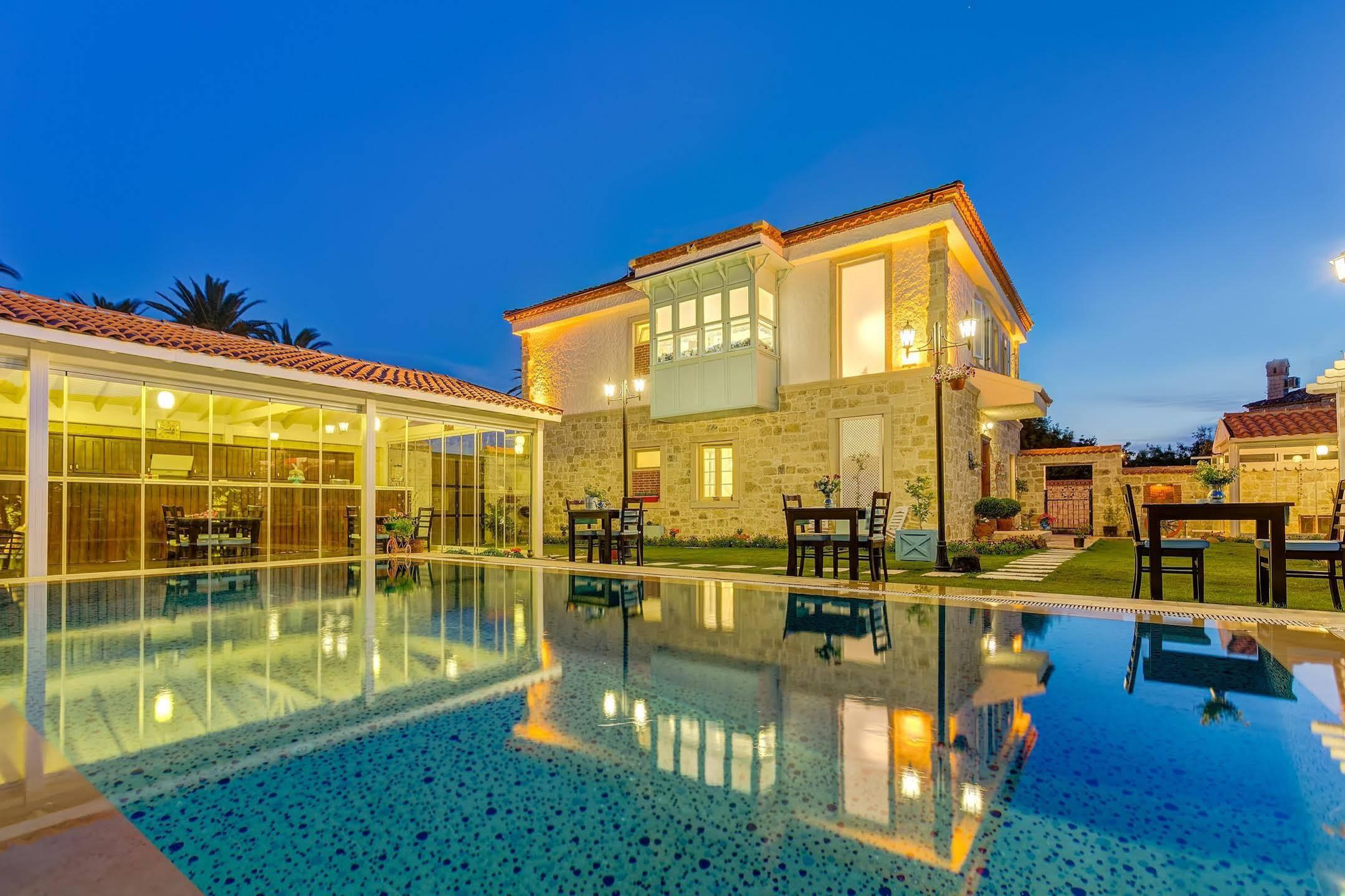 Bellapietra Hotel Алачати Экстерьер фото